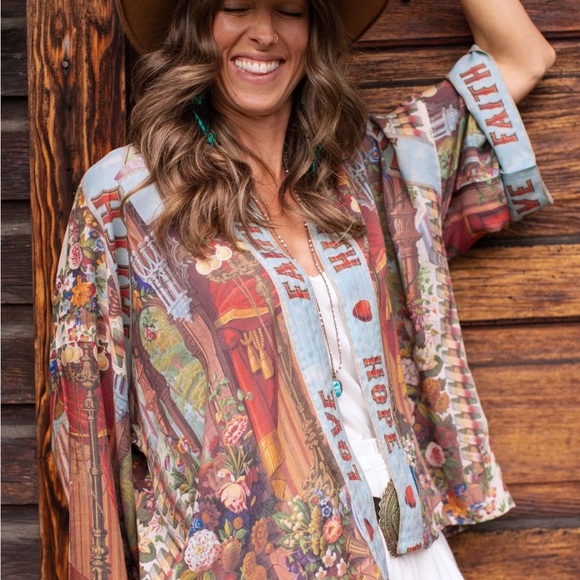 Bohemian Love and Hope Women's light weight top - Picture 5 of 11